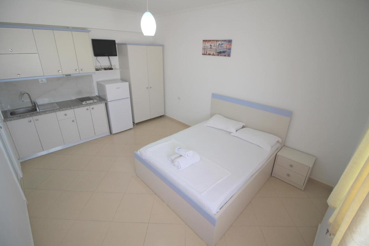 Vila Taku Ksamil Esterno foto