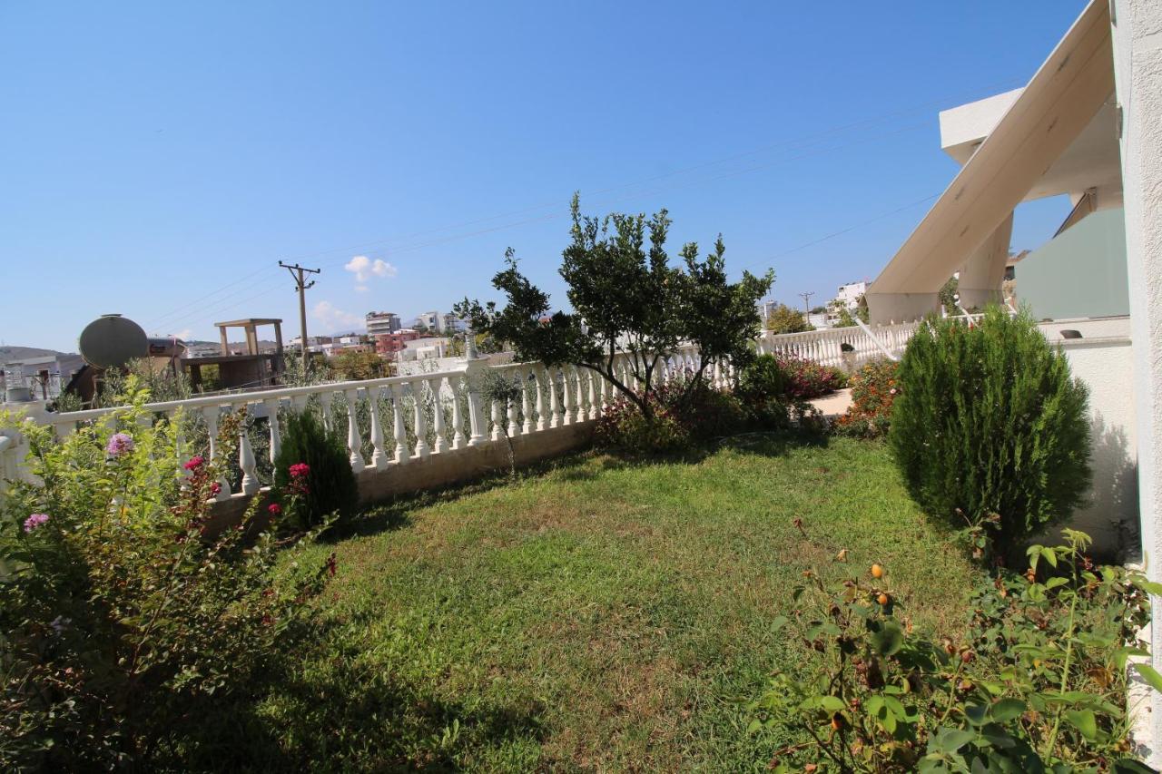 Vila Taku Ksamil Esterno foto